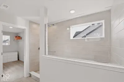 19060 Seaforth Way, Westfield - 65