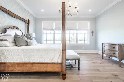540 E 214th Street, Westfield - 18