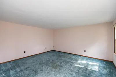1221 Poplar Street, Seymour - 7