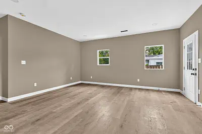 9920 Maurine Drive, Indianapolis - 6