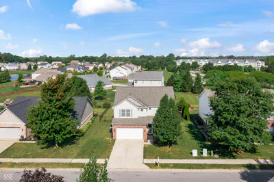 7148 N Chelmsford Drive, McCordsville - 57