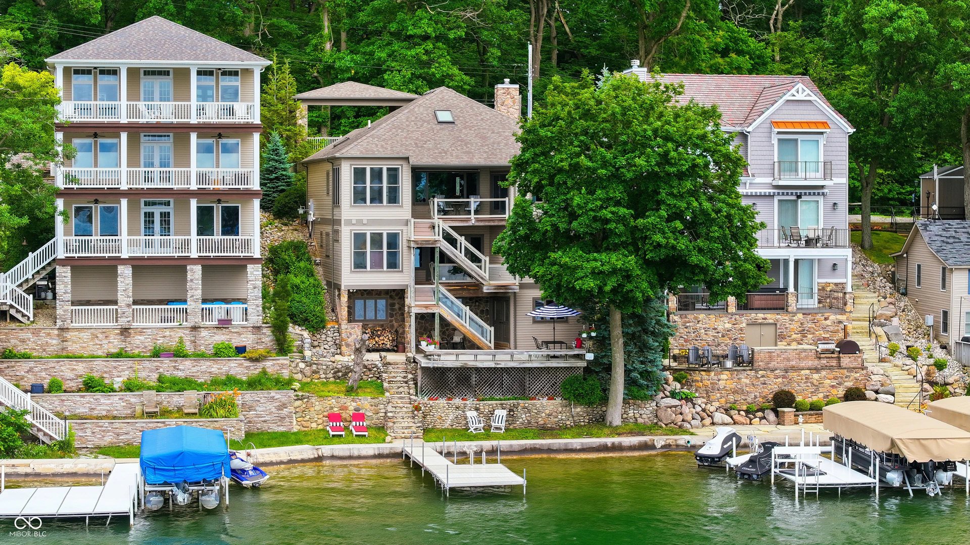 900 Ln 105 Lake James, Angola