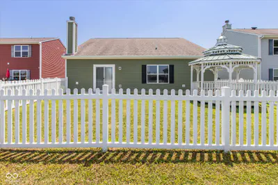 898 Briarstone Drive, Greenwood - 18