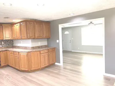 10701 S 400 W, Columbus - 13