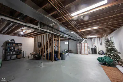 5636 Ottawa Pass, Carmel - 50