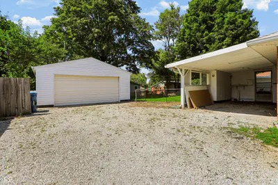 10550 McPherson Street, Carmel - 31