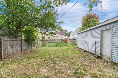 309 N 16th Avenue, Beech Grove - 18
