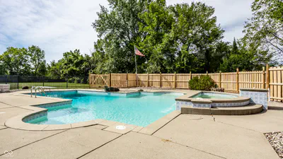 11575 Freeport Drive, Carmel - 30