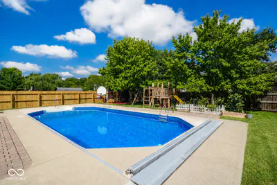 1224 Knapps Court, Greenwood - 2