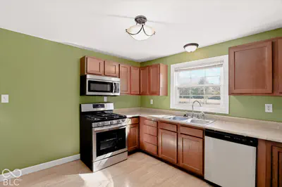 6405 Bethel Avenue, Muncie - 14