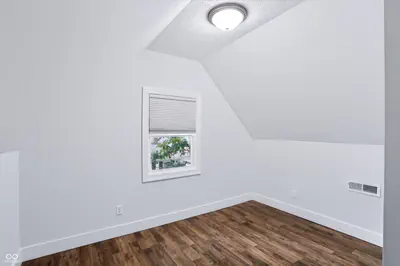 307 Wall Street, Advance - 47