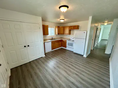 4306 Hoyt Avenue, Indianapolis - 22