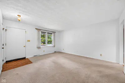 5310 Regency Drive, Columbus - 16