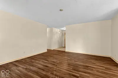 2457 Manita Drive, Indianapolis - 11