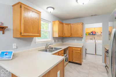 6038 Gimbel Circle, Indianapolis - 5
