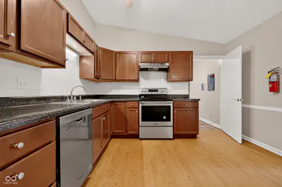 1627 Countryside Lane, Indianapolis - 9