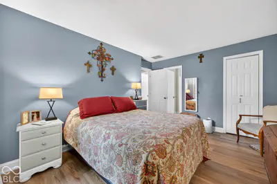 261 Oakwood, Greenwood - 45
