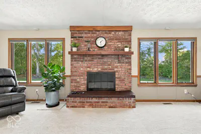1048 Cobblefield Way, Greenfield - 11