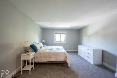 566 Conner Creek Drive, Fishers - 43