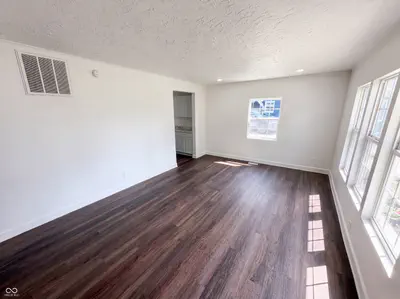 1453 E Lynn Drive, Indianapolis - 23