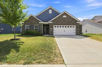 5573 Stone Grove Court, McCordsville