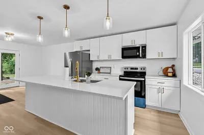 1201 N State Road 157, Bloomfield - 10