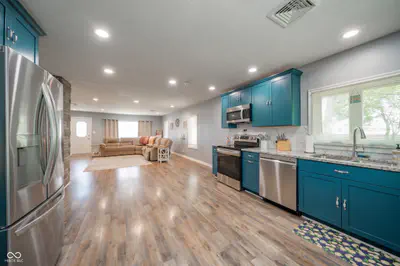 2513 W 300 S, Shelbyville - 10