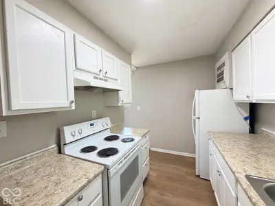 6028 Laurel Hall Drive, Indianapolis - 5
