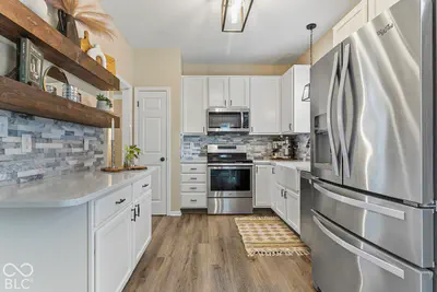 8891 Woodlark Drive, Fishers - 16