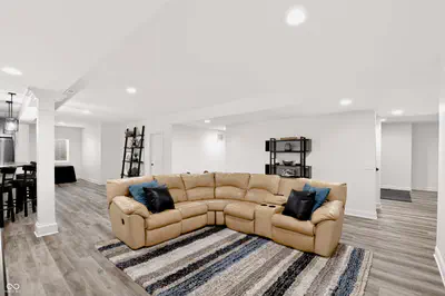 927 Racetime Road, Westfield - 89