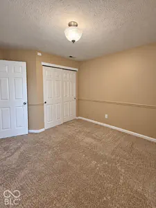 5884 Hollow Oak Trail, Carmel - 39