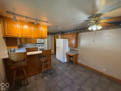 12333 N State Road 9, Alexandria - 11