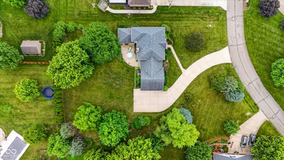 6132 Fox Court, Pendleton - 34