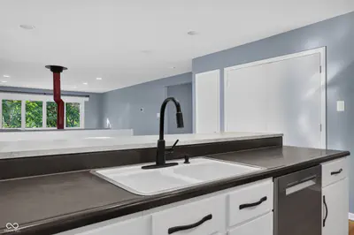 5501 800 Road, Zionsville - 19