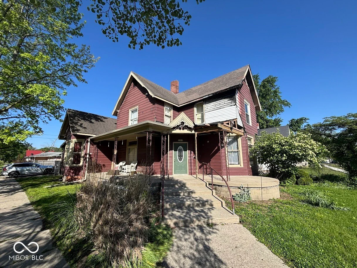100 College Street, Colfax