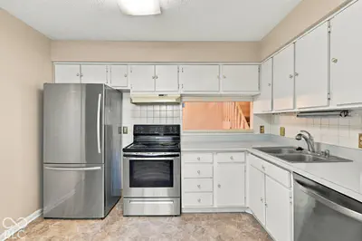 5747 Overcrest Drive, Indianapolis - 10