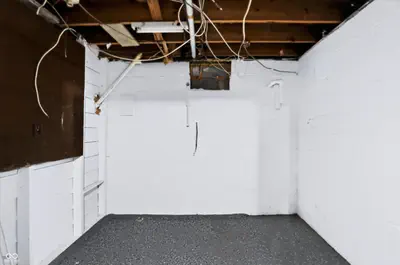 6117 Crittenden Avenue, Indianapolis - 30