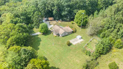 22110 Beacon Street, Metamora - 48