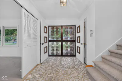 665 Holliday Lane, Indianapolis - 5
