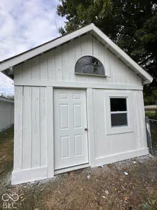 208 N East, Roachdale - 61