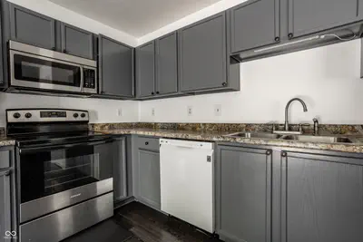 10890 Vanguard Lane, Indianapolis - 15