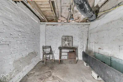 256 W Gimber Street, Indianapolis - 37