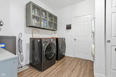 17896 Paula Walk, Westfield - 25