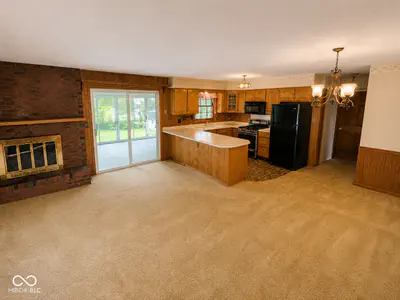 11314 Peacock Drive, Indianapolis - 5