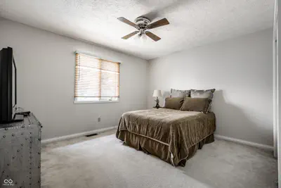 13890 Saben Court, Carmel - 28