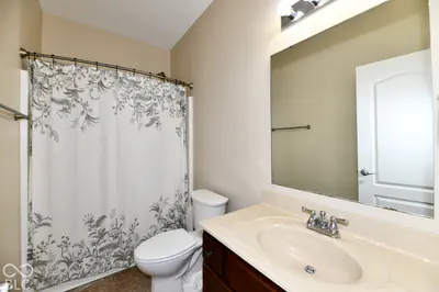 15874 Bounds Drive, Noblesville - 16