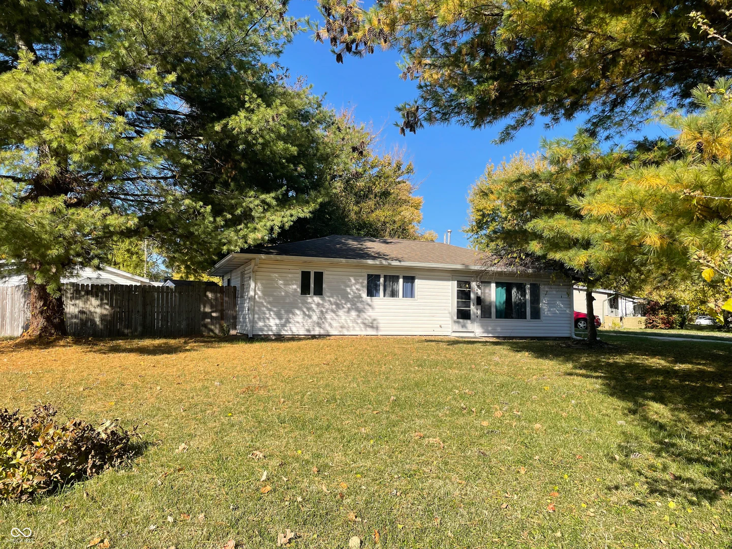 624 Sweetbriar Avenue, Whiteland