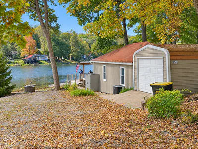5149 Evergreen Lane, Gosport - 4