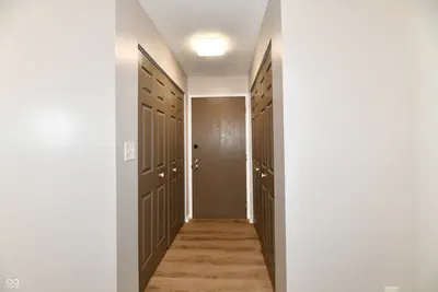 4381 Village Parkway Circle, Indianapolis - 25