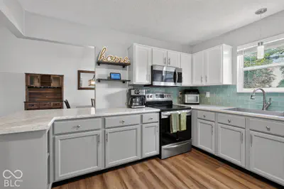 12161 Driftstone Drive, Fishers - 11